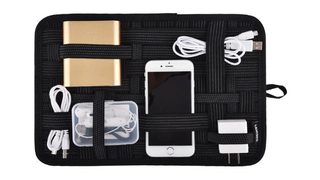 【本日のセール情報】Amazonタイムセールで80%以上オフも！ デジタルアクセサリー収納ポーチや多機能旅行バッグがお買い得に