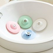 ワンタッチで止水しゴミもキャッチ。パステルカラーの排水溝キャップで水回りも模様替え