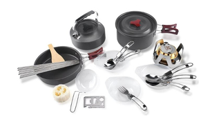 【本日のセール情報】Amazonタイムセールで80%以上オフも! アウトドア調理器具セットやLightning対応の2in1ケーブルがお買い得に