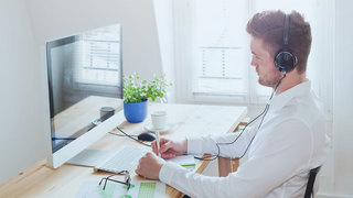 留学不要、授業料なし、英語力もアップ。アイビーリーグのオンライン講座を活用しよう