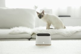 室内温度はAIに任せよう。エアコンの温度を自動調整できるIoTリモコン「Ambi Climate2」