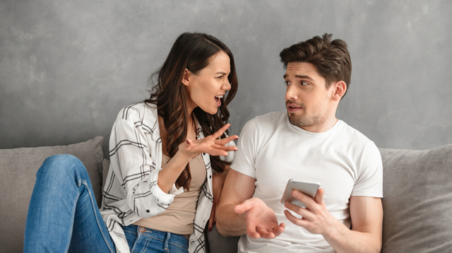 1つのApple IDに2つのiPhone。恥ずかしいデータを共有しないようご注意を