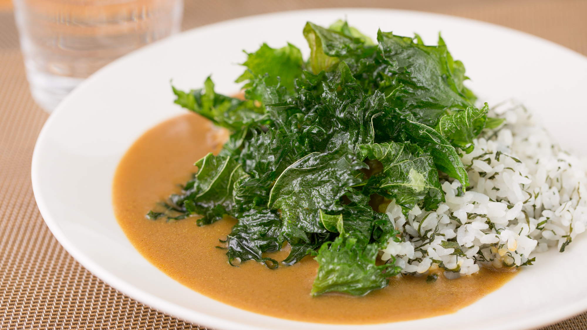 大葉をたっぷり使った爽やかなカレーのレシピと 大葉の活用術 ライフハッカー 日本版