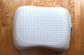 ひんやりサラサラの冷感まくらで寝苦しい夜も快眠間違いなし