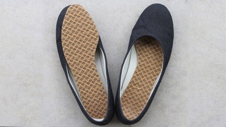 汗や湿気でニオイが気になる靴の中敷きは使い捨てタイプに変更してみよう【今日のライフハックツール】
