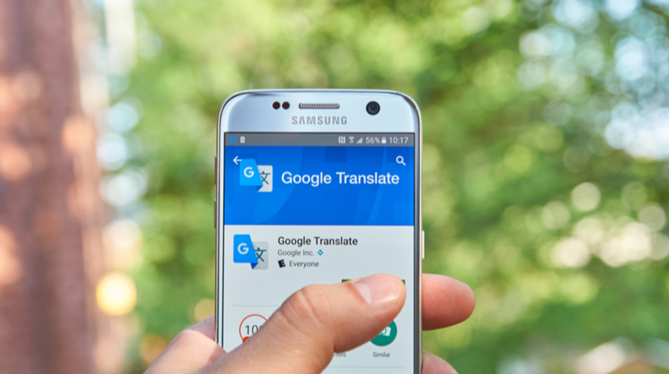 旅行先でも役立つ、精度が増した「Google翻訳」のオフラインモード