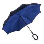 こっちのほうが濡れないかも。真逆の発想で生まれた「逆さ傘」