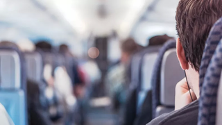 飛行機で｢隣同士｣が予約できなかった時でも、隣同士で座る裏ワザ