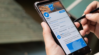 Twitter：全員をアンフォローし、すべて一からやり直す4つの方法