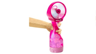 氷を搭載! ミストファンで冷感を高める手持ち扇風機「クイッククール」