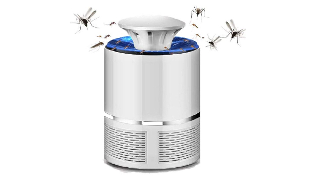 【本日のセール情報】Amazonタイムセールで80%以上オフも！ UV光源式の蚊取り器や水拭き対応ロボット掃除機がお買い得に