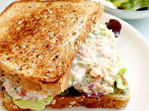 実は低脂肪で高タンパクなカッテージチーズ活用レシピ7