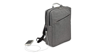 【本日のセール情報】Amazonで期間限定セールが開催中! 1,500円のUSBポート付きビジネスリュックやWindows対応USB指紋認証リーダーがお買い得に