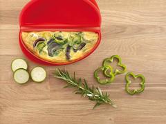 フライパンを使わないで、プロのようなオムレツを作れる｢ルクエ・オムレット｣