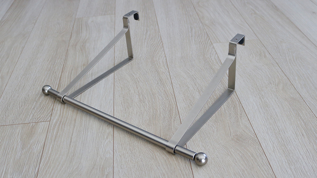 服入りきらない問題を解消。クローゼットを拡張するニトリグッズ