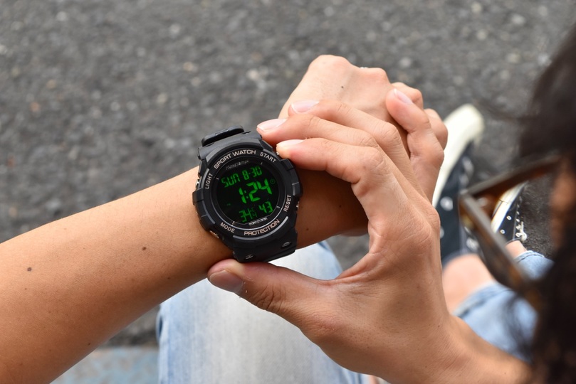 2000円台で機能的。シンプルなのに存在感があるスポーツウォッチ「フランテンプス」