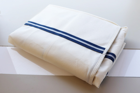 ニトリ収納袋の圧倒的キャパシティ。衣類だけじゃなくふとんも入る