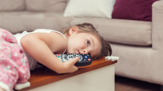 古くなったリモコンをリユースする方法、ヒントは｢子ども｣