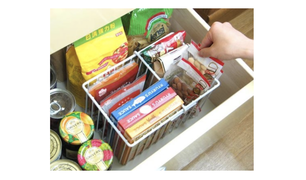 冷凍食品や野菜の整理整頓に。冷蔵庫の中がきれいに片付く｢えつこの仕切って楽々バスケット｣