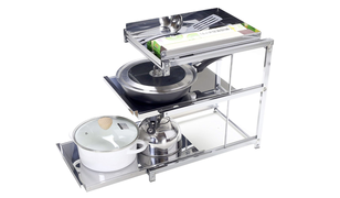 かさばるアイテムもスッキリ! キッチンの収納はスライド式にしてみない?