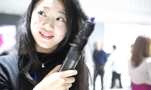 傷めず時短スタイリング。めんどくさがりでも髪型が決まるDyson Airwrapスタイラー