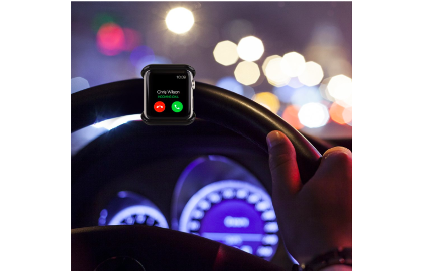 Apple Watchの新たな定位置!ハンドルに装着すると運転・サイクリング時も腕元がスッキリ