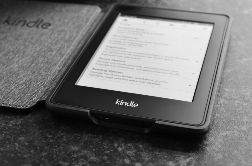 【本日のセール情報】Amazon「Kindle週替わりまとめ買いセール」で最大50%オフ! 『謝男』や『東京シャッターガール』がお買い得に