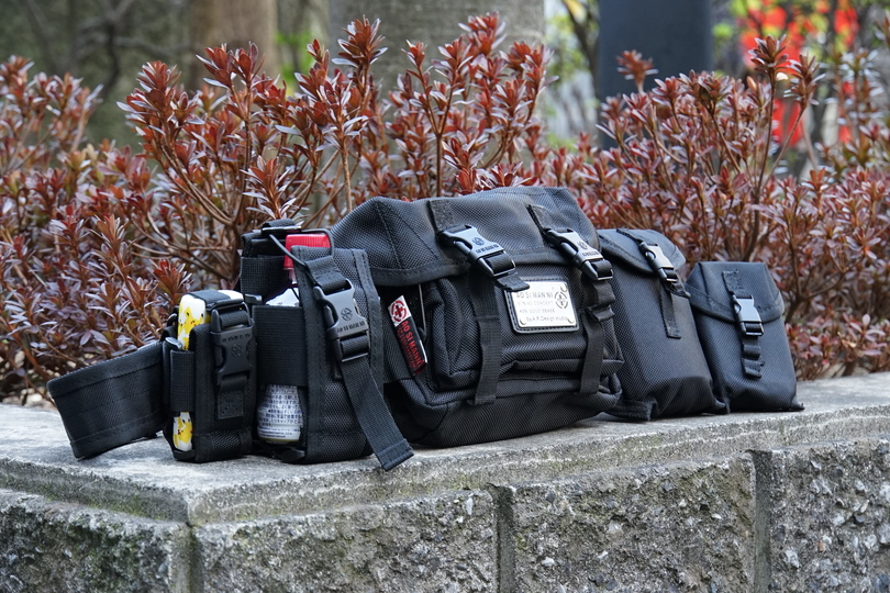 収納スペースをカスタマイズできるプレックスの「多機能ウエストバッグ」