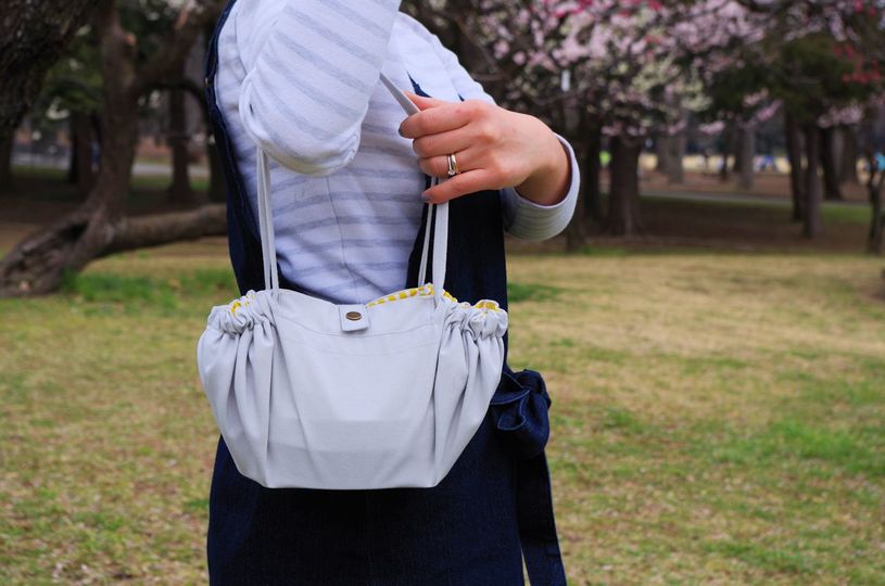 「広がるランチバッグ」を持って公園へGO!