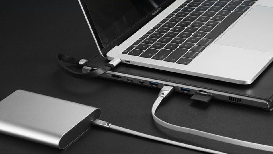ドッキングステーションと合体したMacBook専用ケース「DOCKCASE」がmachi-yaにて支援開始!