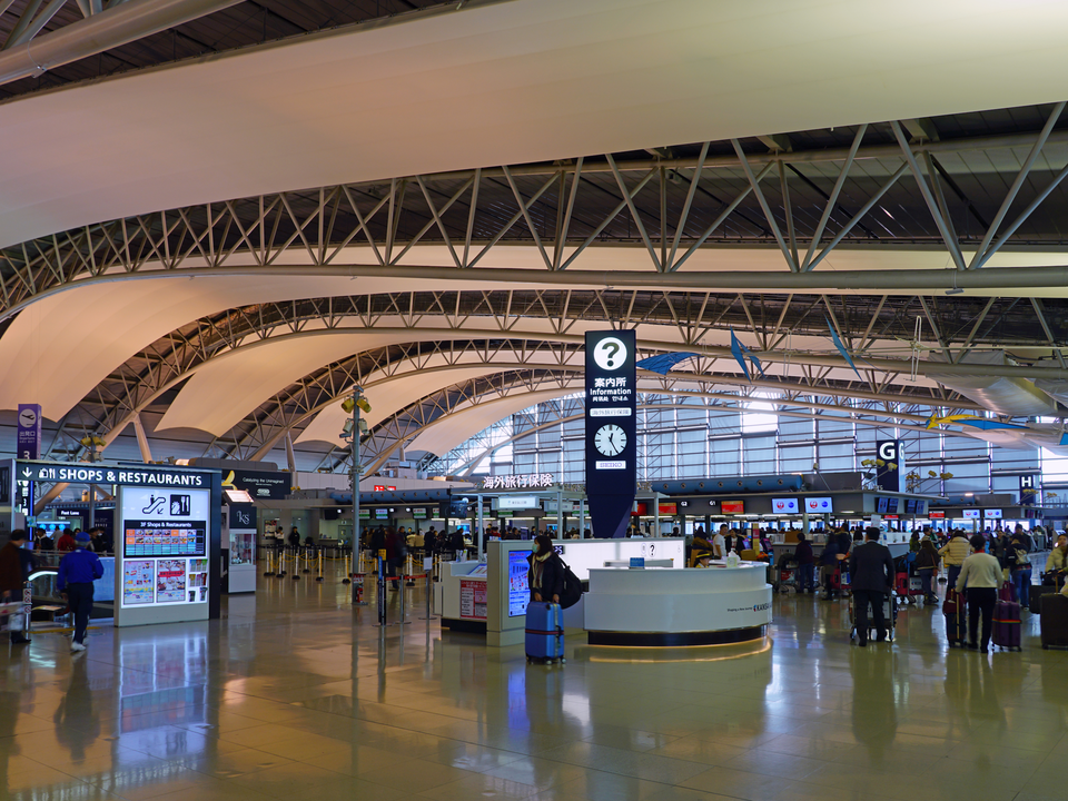 関西国際空港(KIX)