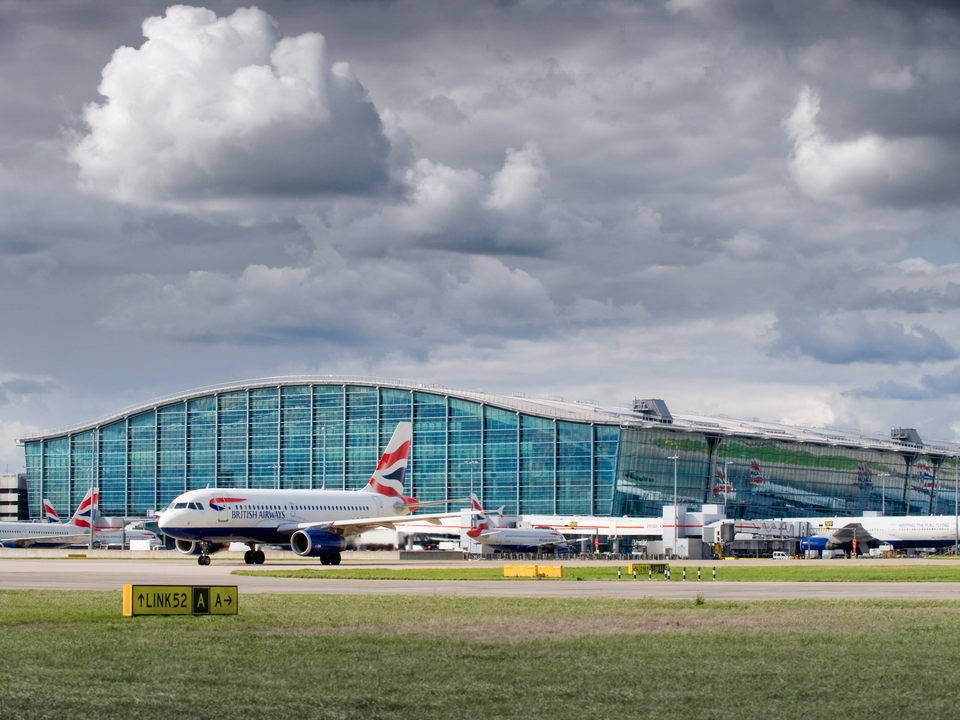 ロンドン・ヒースロー空港(LHR)