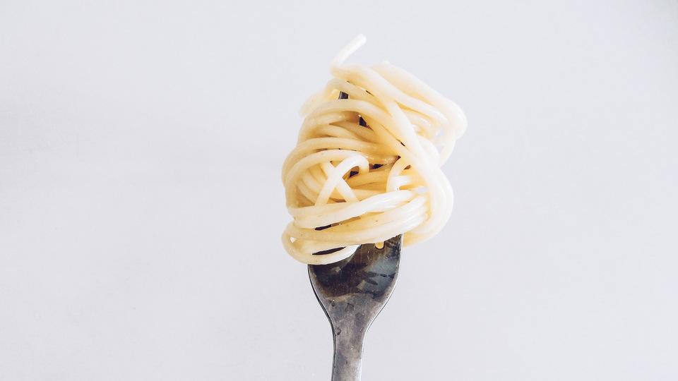 食べづらいスパゲッティはキッチンばさみで切ると良い?
