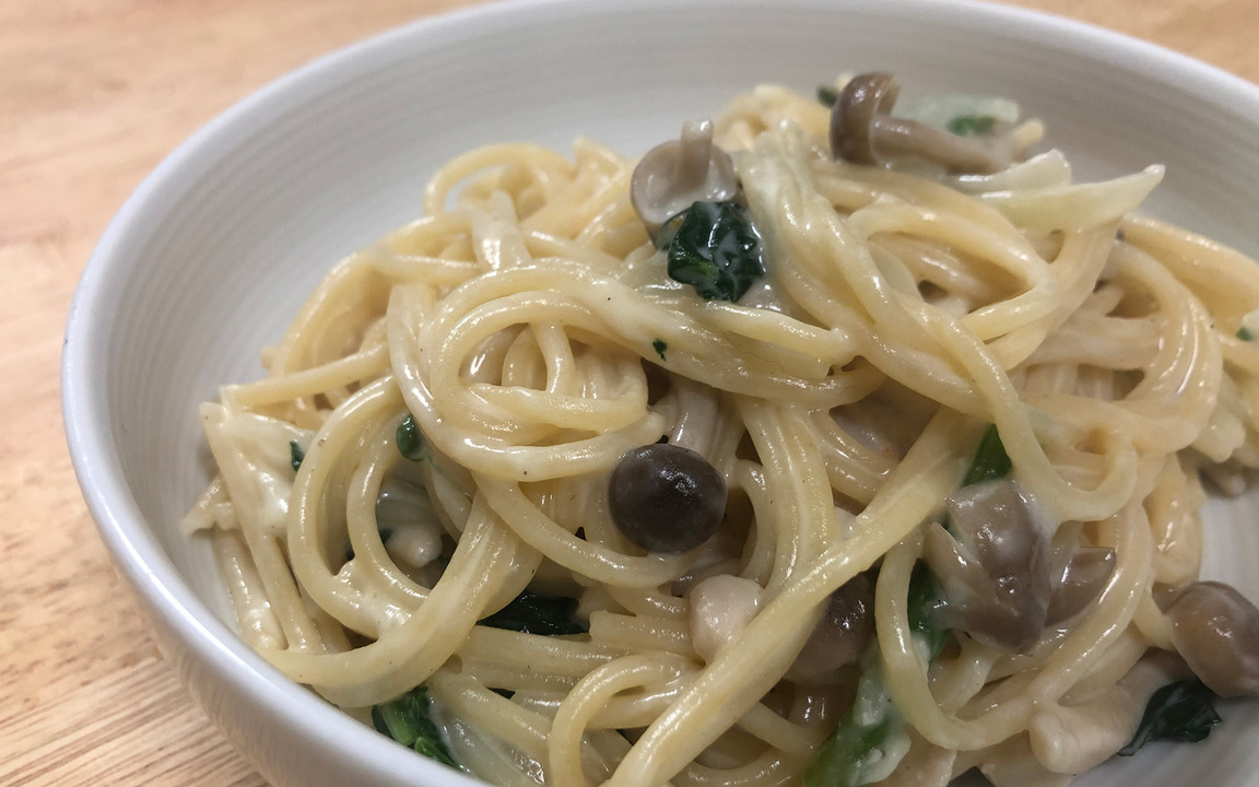 ホワイトソースパスタ