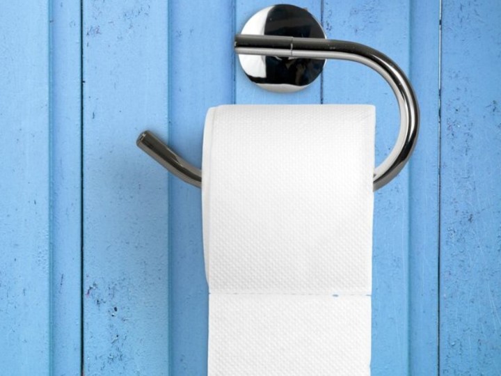 水を控えるべきはウソ?医師が解説するおしっこが近くなる原因8つ