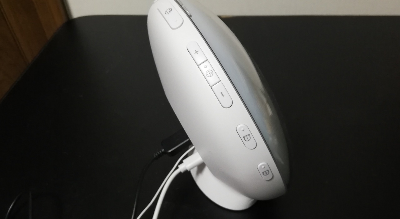 「Wake Up Light」のボタン部分