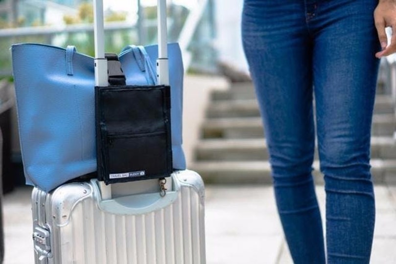 スーツケースに機能を追加! 小物の管理も捗る旅行グッズ「Travel Bag Buddy」があと7日で終了