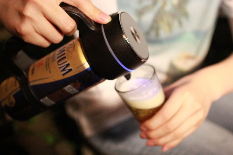 普段の缶ビールをもっとクリーミーに。ハンディサーバーが蒸し暑い夏の味方