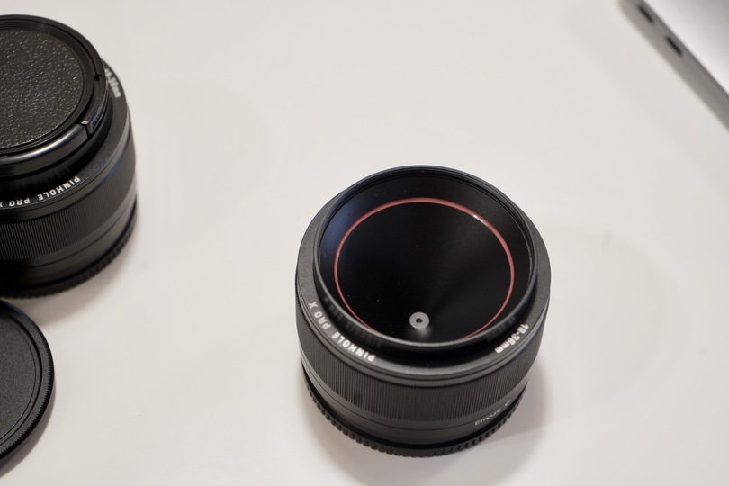 500年前の技術を現代に。Sony α7にピンホールレンズをつけたら、水彩画のような写真が撮れた