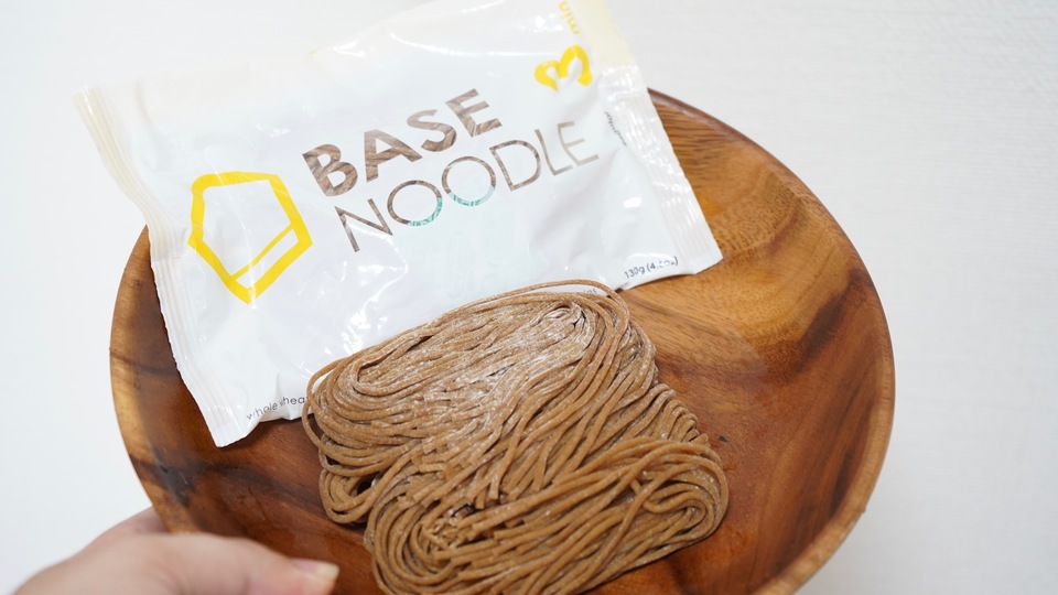 うまい!うますぎる!!大幅に進化した完全栄養食「ベースヌードル」をボロネーゼソースで食べてみた