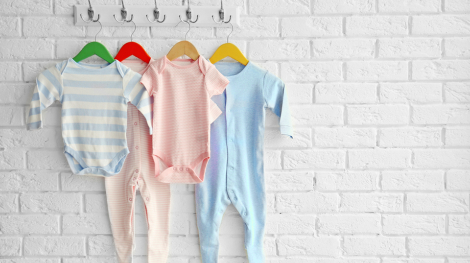 赤ちゃん服にまつわる「あるある対策」|不要になったロンパースは、Tシャツとして活用?
