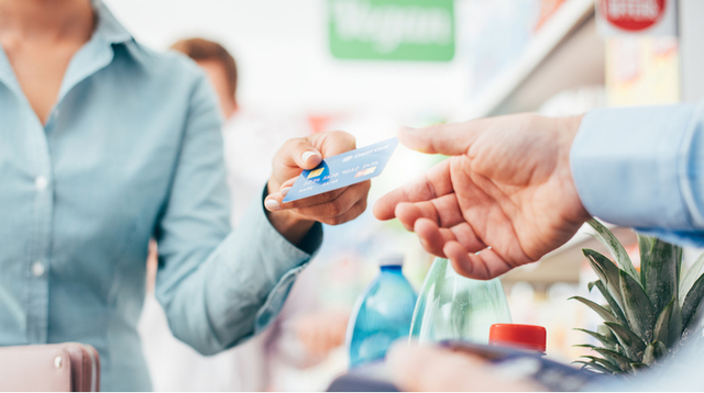 マルイだけじゃない！ 7000店舗以上で特典があるクレジットカード｢エポスカード｣の活用術