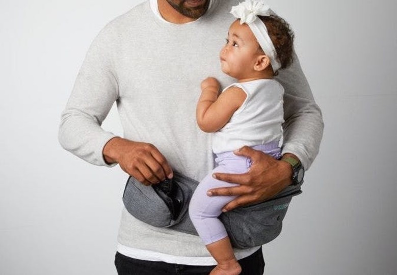 あと7日! 子供とのお出かけをより快適にしてくれる「TushBaby」がまもなく終了