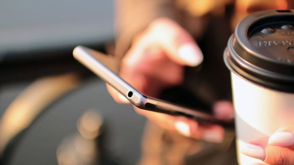Instagramで間違って送信してしまったメッセージを削除する方法