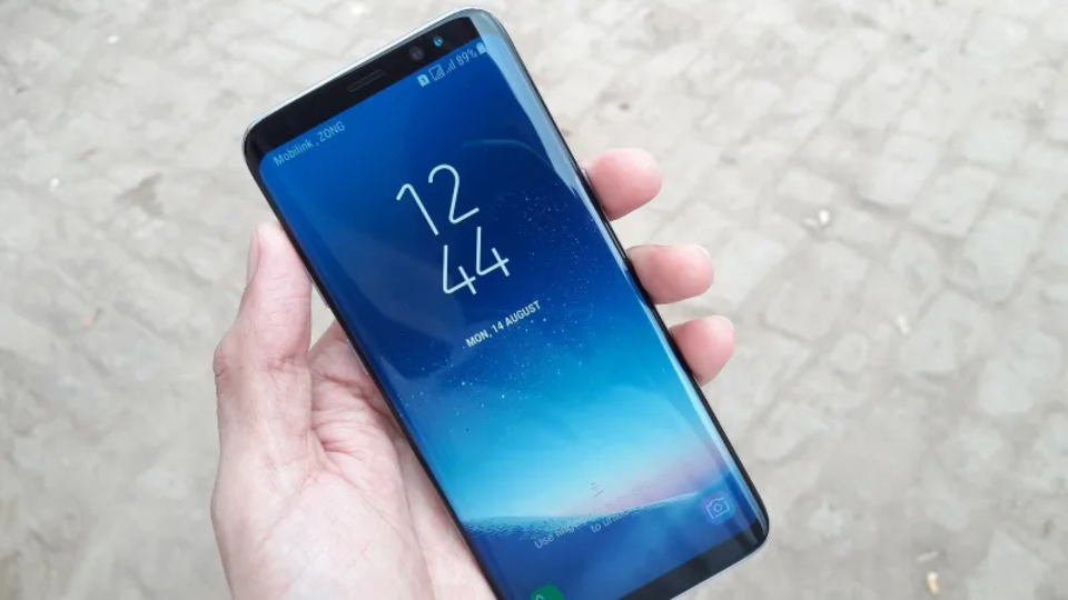 写真やメールも見れる? SamsungのスマホにWindows PCからアクセスする方法