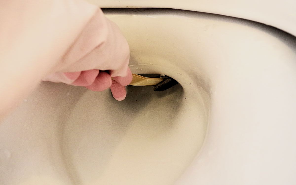 cecile_toiletcleaner_bottom