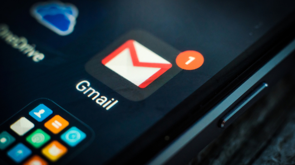 遠隔操作でGmailからサインアウトする方法