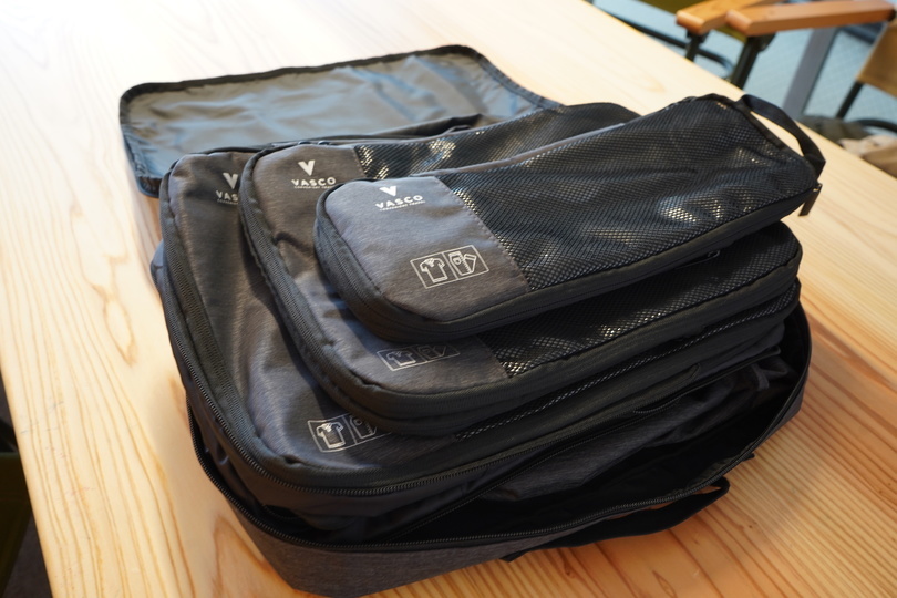 荷物にあわせて組み替え・拡張! 旅行と出張に最適なパッキングバッグを使ってみた