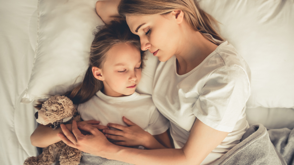 なかなか寝ない子どもをうまく眠らせる方法