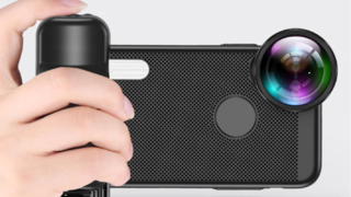 スマホカメラの撮り心地をアップデートする手頃なグッズ【今日のライフハックツール】